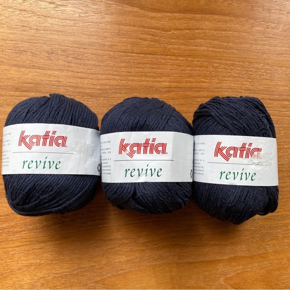 KATIA Revive Yarn - Blue 66 - 3 x 50 g balls - Picture 1 of 2